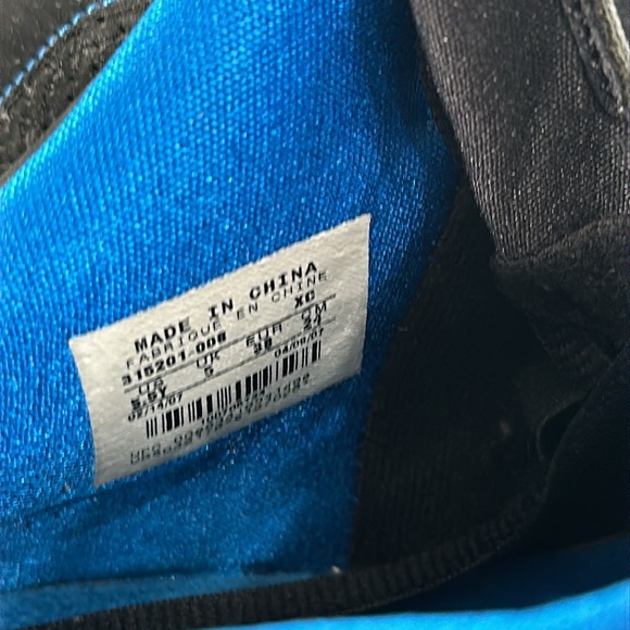 2007 Jordan B'Loyal. Clr:Blk/Royal Blue .Pre-used do not fit. In storage. - Picture 4 of 5